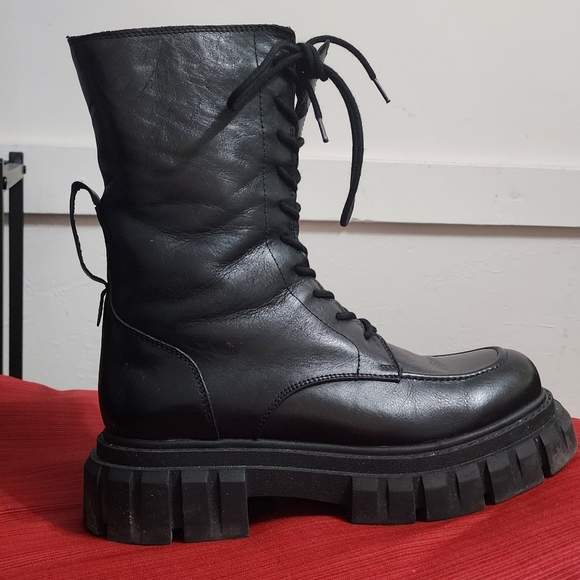 Inuovo Combat Shoes - Picture 2 of 6